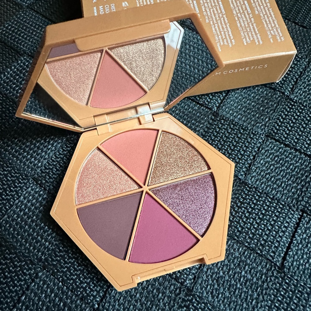 Em Cosmetics Eyeshadow Palette - Faded Clementine